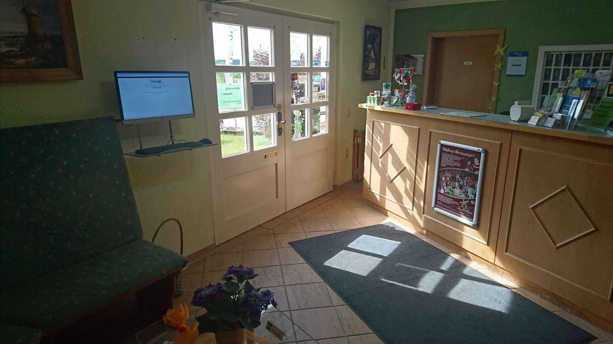 Hotel-Pension Am Muehlberg Lübbenau Extérieur photo