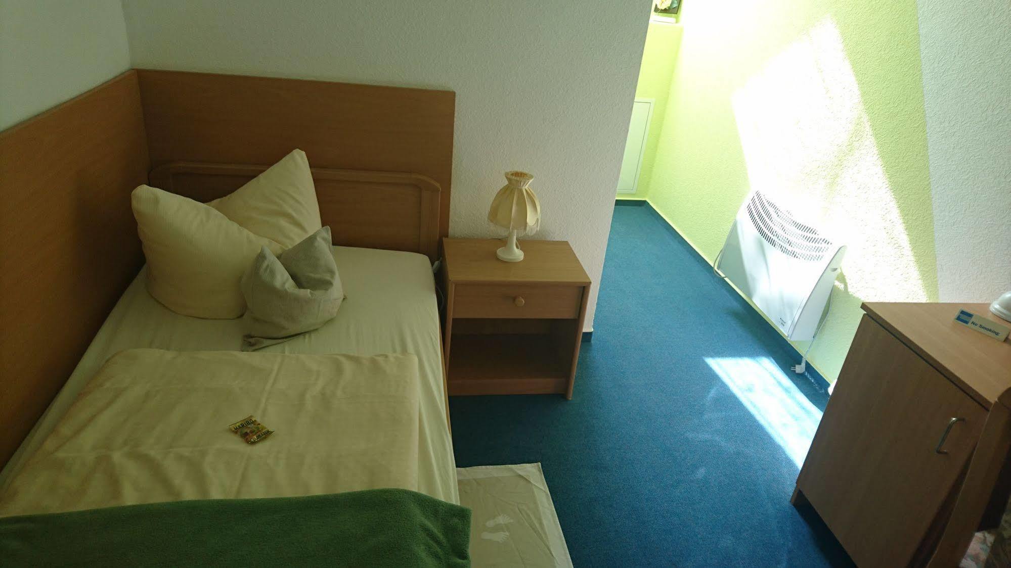 Hotel-Pension Am Muehlberg Lübbenau Extérieur photo